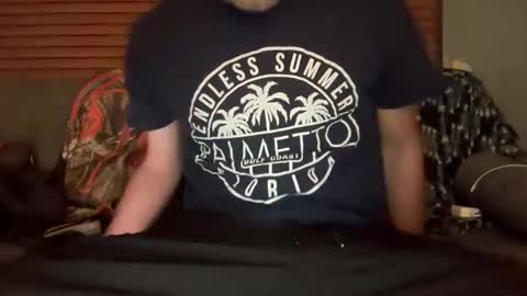 Snapshot of masculinehole chatting on 11.06.25 Masculine Hole online show from 11.06.25