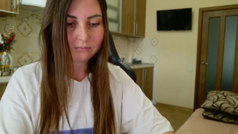 Snapshot of masha_queen chatting on 04.16.26 Masha online show from 04.16.26