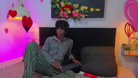 Snapshot of mashall_lee chatting on 02.28.26 MARSHALL LEE online show from 02.28.26