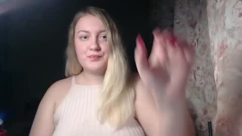 Snapshot of mashulyaasd chatting on 11.30.25 mashulyaasd online show from 11.30.25