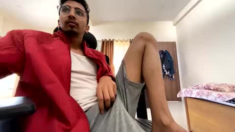 Snapshot of maskboyz2004 chatting on 12.09.24 Mask Boy online show from 12.09.24