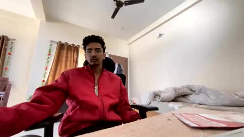 Snapshot of maskboyz2004 chatting on 01.11.25 Mask Boy online show from 01.11.25