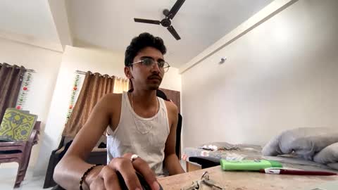 Snapshot of maskboyz2004 chatting on 01.21.25 Mask Boy online show from 01.21.25