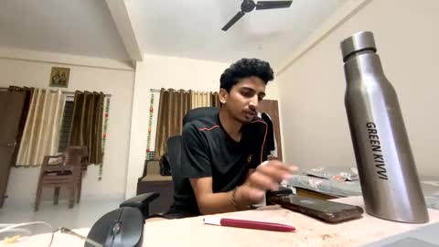 Snapshot of maskboyz2004 chatting on 01.31.25 Mask Boy online show from 01.31.25