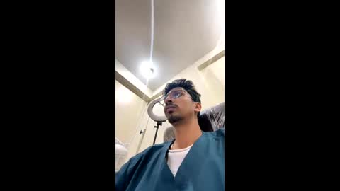 Snapshot of maskboyz2004 chatting on 02.03.25 Mask Boy online show from 02.03.25