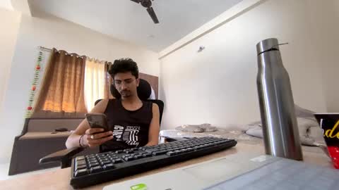 Snapshot of maskboyz2004 chatting on 02.07.25 Mask Boy online show from 02.07.25