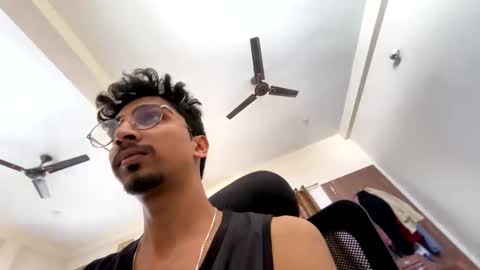 Snapshot of maskboyz2004 chatting on 02.13.25 Mask Boy online show from 02.13.25