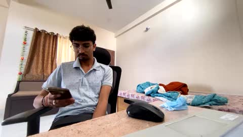 Snapshot of maskboyz2004 chatting on 02.21.25 Mask Boy online show from 02.21.25