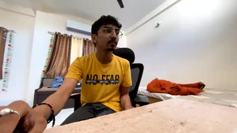 Snapshot of maskboyz2004 chatting on 03.06.25 Mask Boy online show from 03.06.25