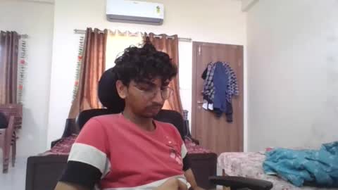 Snapshot of maskboyz2004 chatting on 09.21.25 Mask Boy online show from 09.21.25