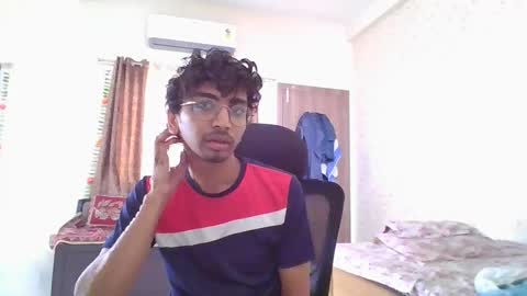 Snapshot of maskboyz2004 chatting on 09.28.25 Mask Boy online show from 09.28.25