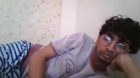 Snapshot of maskboyz2004 chatting on 10.20.25 Mask Boy online show from 10.20.25