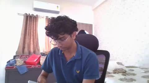 Snapshot of maskboyz2004 chatting on 10.29.25 Mask Boy online show from 10.29.25