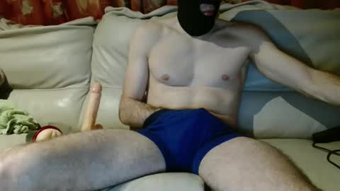 Snapshot of maskedhornyman chatting on 01.14.26 maskedhornyman online show from 01.14.26