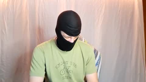 Snapshot of maskedyogaman chatting on 02.16.26 maskedyogaman online show from 02.16.26