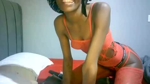 maskgang001 online show from 09.20.25