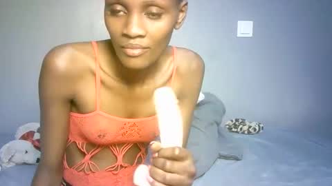 maskgang001 online show from 10.21.25