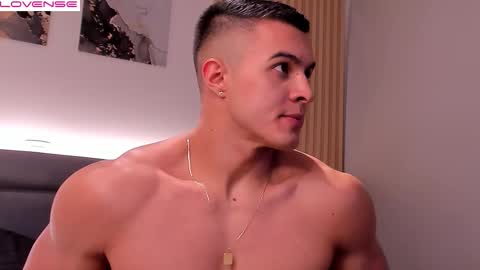 Mason Bennet online show from 09.19.25