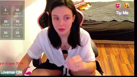 Snapshot of massageofyourlife chatting on 02.15.25 Queeny Kathy  Online at 2030 MEZ Sunday  Wednesday online show from 02.15.25