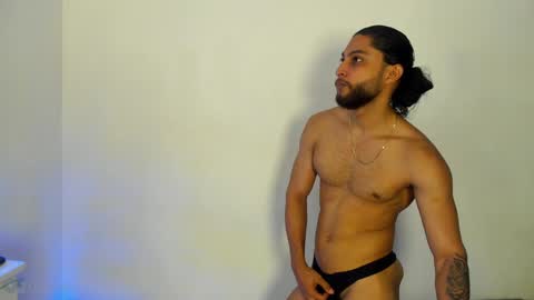 Snapshot of massatgeserotics chatting on 01.02.25 I Am Odin online show from 01.02.25