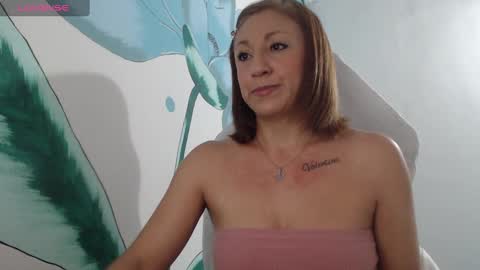 Snapshot of massielferretis chatting on 03.11.25 massiel ferreti online show from 03.11.25