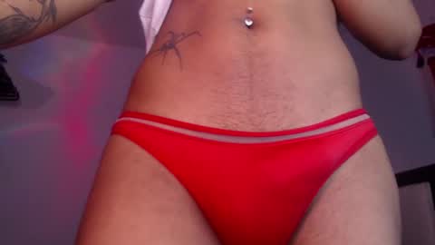 Snapshot of massielhot chatting on 02.06.25 massielhot online show from 02.06.25