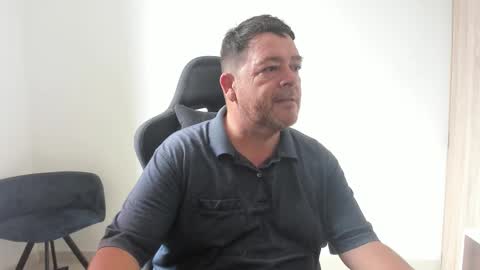 Snapshot of massimo_danger chatting on 09.17.25 massimo_danger online show from 09.17.25