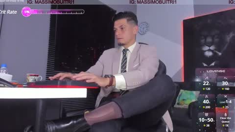 Snapshot of massimo_g chatting on 12.10.24 I am Massimo online show from 12.10.24