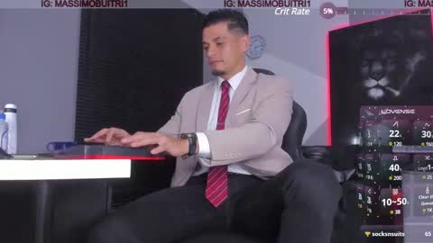 Snapshot of massimo_g chatting on 12.28.24 I am Massimo online show from 12.28.24