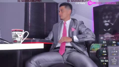 Snapshot of massimo_g chatting on 02.12.25 I am Massimo online show from 02.12.25