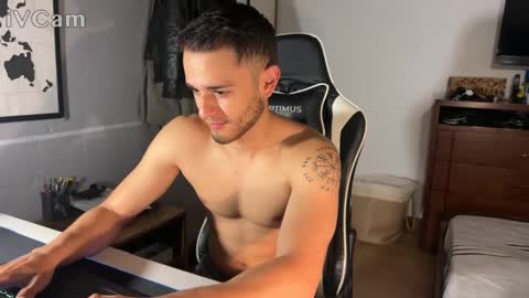 Snapshot of massimo_jiovano chatting on 09.28.25 massimo online show from 09.28.25