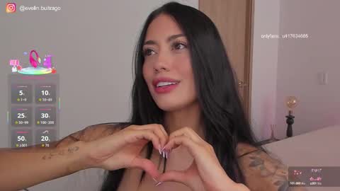 Snapshot of massivecockfuckbunny chatting on 09.18.25 Eve Independent model online show from 09.18.25