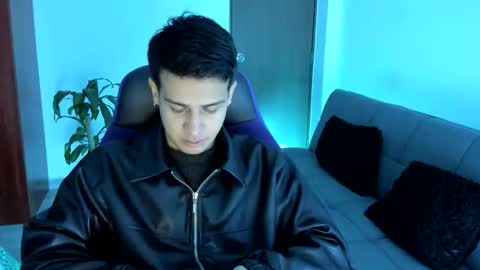 master_boy_1 online show from 11.19.25