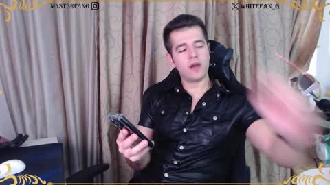 Snapshot of master_fang chatting on 10.26.25 ALPHA FANG online show from 10.26.25