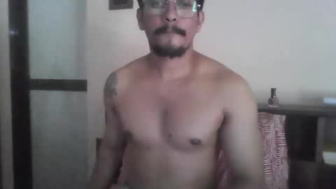 Snapshot of master_leoo chatting on 12.02.25 master_leoo online show from 12.02.25