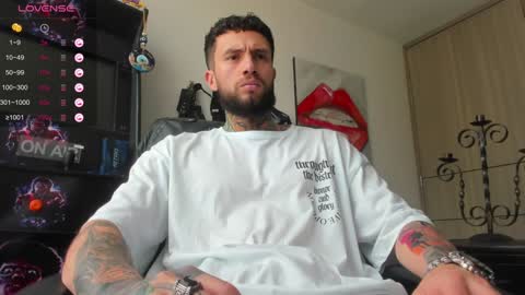 Snapshot of master_steven_01 chatting on 12.17.24 steven online show from 12.17.24