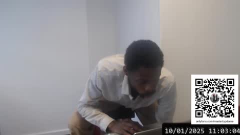 Snapshot of masterdomfuck chatting on 01.10.25 Masterdomfuck online show from 01.10.25