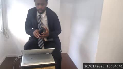 Snapshot of masterdomfuck chatting on 01.20.25 Masterdomfuck online show from 01.20.25