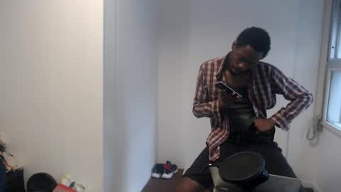 Snapshot of masterdomfuck chatting on 01.28.25 Masterdomfuck online show from 01.28.25