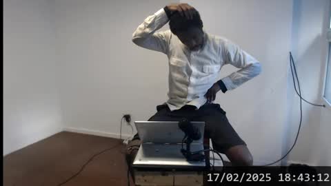 Snapshot of masterdomfuck chatting on 02.17.25 Masterdomfuck online show from 02.17.25