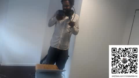 Snapshot of masterdomfuck chatting on 10.11.25 Masterdomfuck online show from 10.11.25