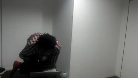 Snapshot of masterdomfuck chatting on 10.17.25 Masterdomfuck online show from 10.17.25