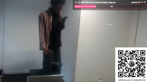 Snapshot of masterdomfuck chatting on 10.24.25 Masterdomfuck online show from 10.24.25