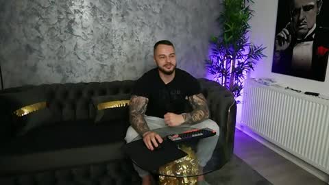 Snapshot of masterkingmuscle chatting on 03.28.26 masterkingmuscle online show from 03.28.26