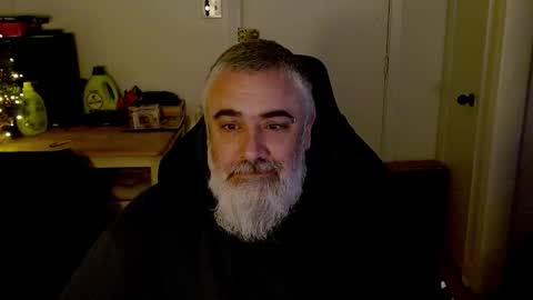 Dave online show from 12.21.25