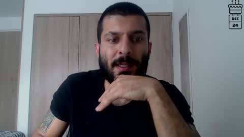 Snapshot of masterofinfatuation chatting on 12.14.24   online show from 12.14.24