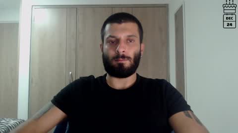 Snapshot of masterofinfatuation chatting on 12.15.24   online show from 12.15.24