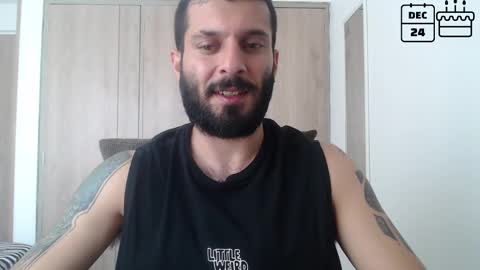 Snapshot of masterofinfatuation chatting on 12.16.24   online show from 12.16.24