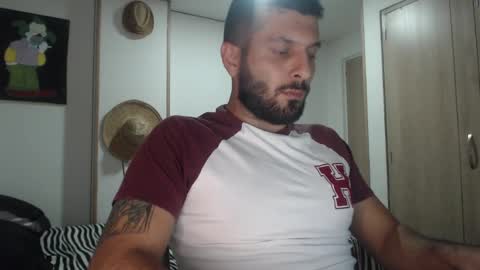 Snapshot of masterofinfatuation chatting on 12.29.24   online show from 12.29.24