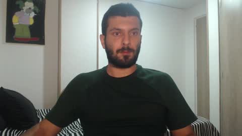 Snapshot of masterofinfatuation chatting on 01.10.25   online show from 01.10.25